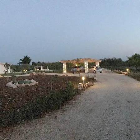 Tenuta Lamia * 오스투니